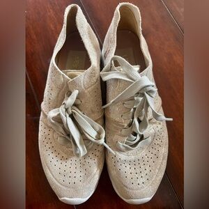 UGG Cream Women's Flats with Laces